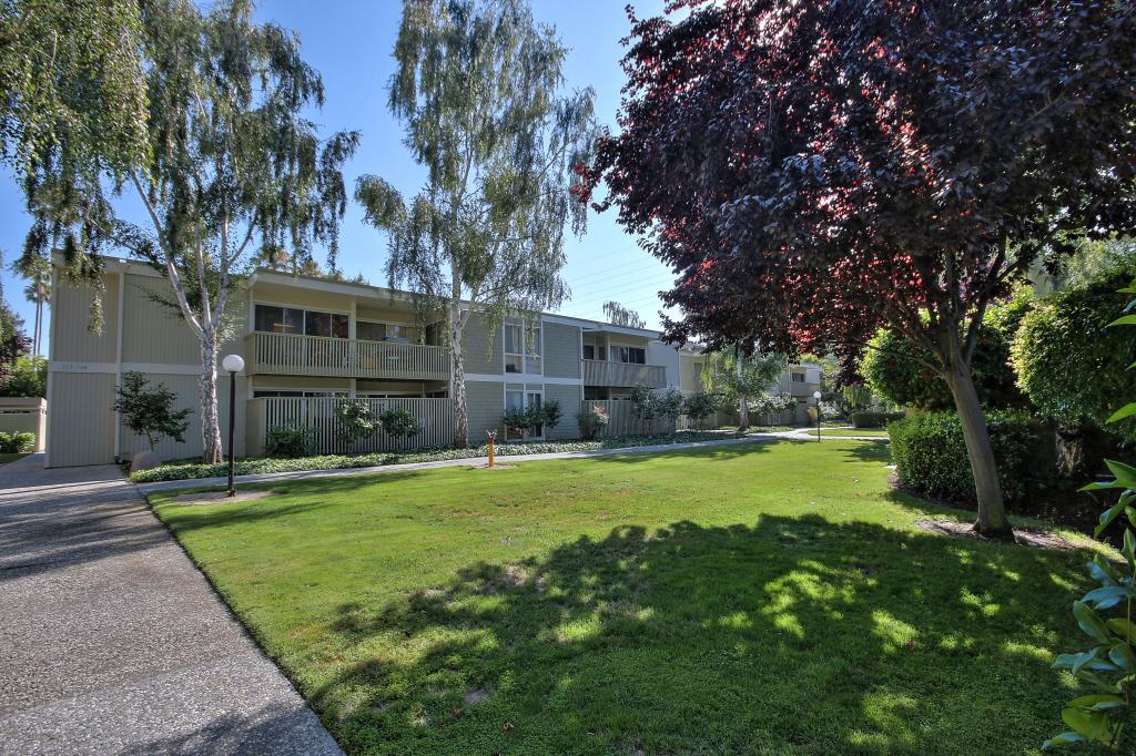 280 Easy Street #118, Mountain View