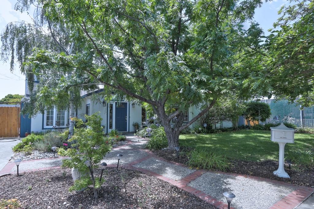 19160 Loree Avenue, Cupertino