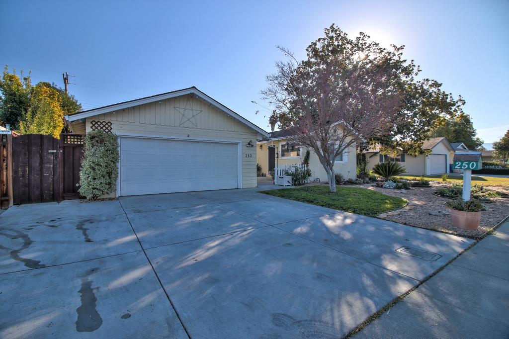 250 Sondra Way, Campbell