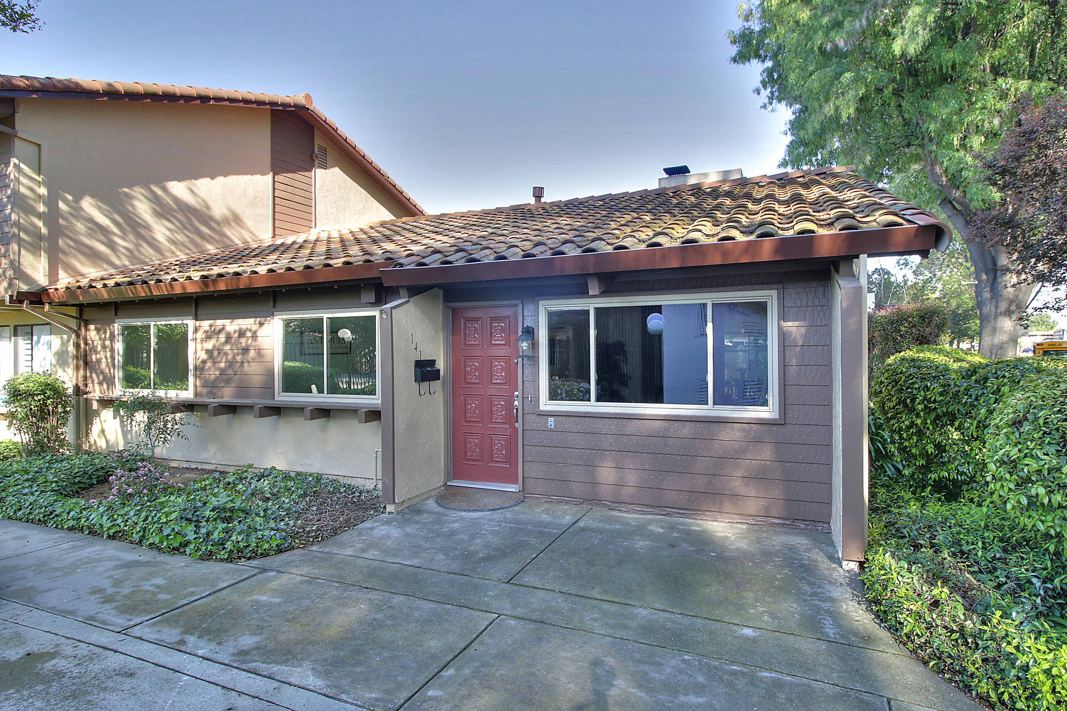 141 Brahms Way, Sunnyvale