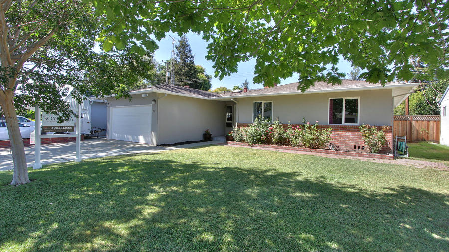 2095 Cabrillo Avenue, Santa Clara