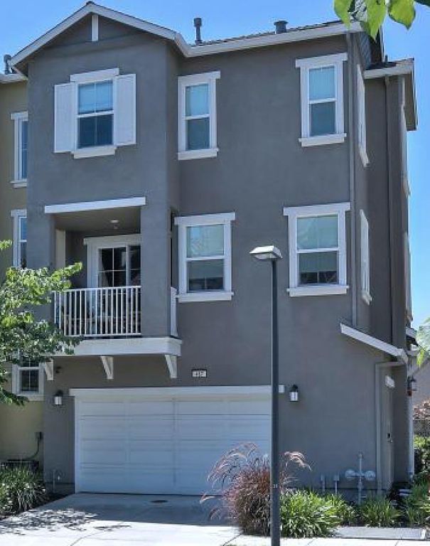 467 Bedford Loop , Mountain View